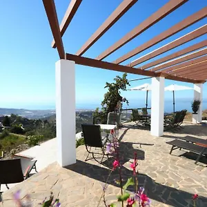 *** Bed and breakfast Casaluthel España